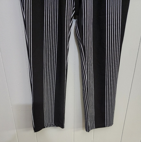 NWOT Soho Apparel Striped Elastic Waist Pants - Picture 3 of 9